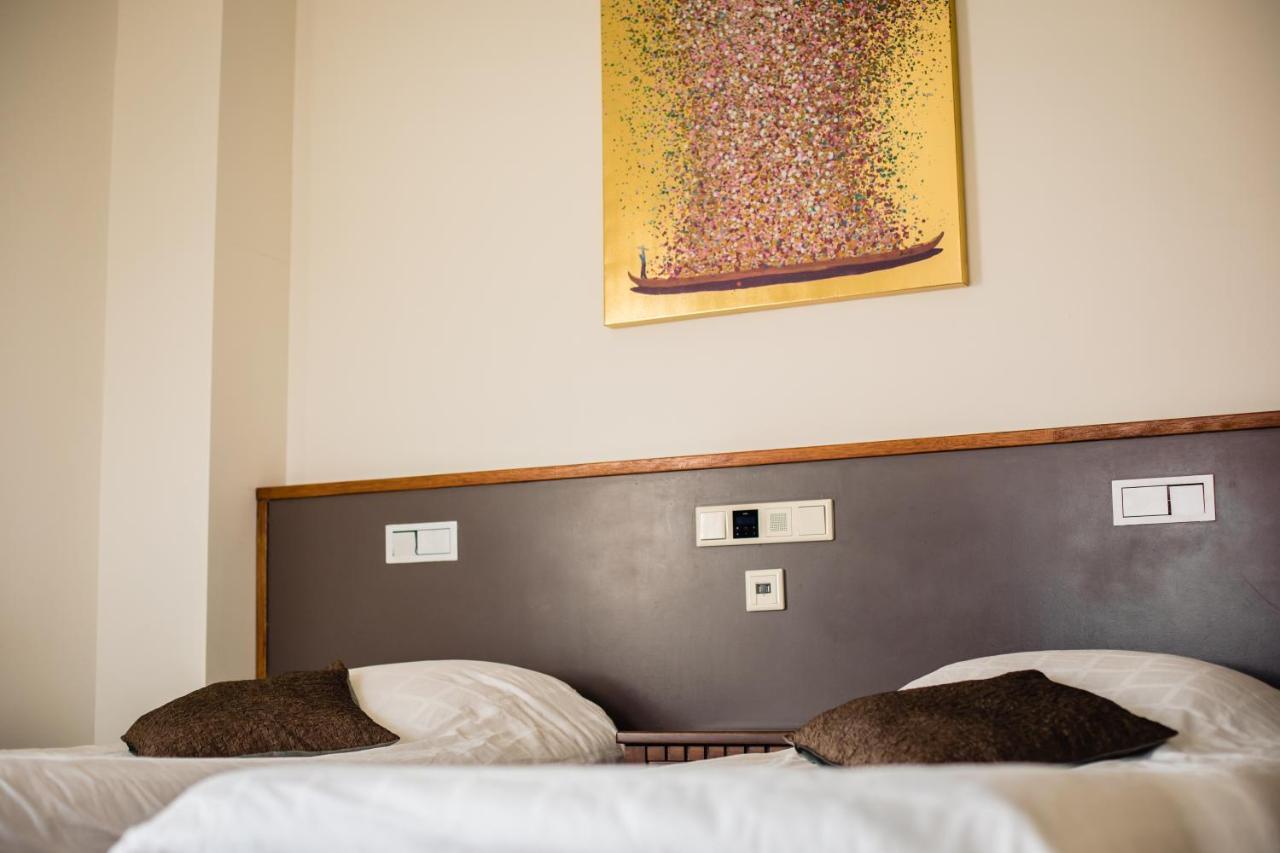 Hotel De Reiziger Ottersum 外观 照片